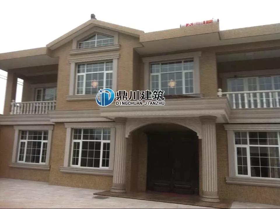 主體37萬的二層自建房設計，實拍美到爆，配上歐式構件更有檔次！