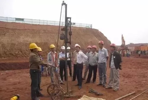 農村磚混結構自建房7大須知，做好第2條，墻上不留縫！